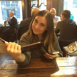 Meet your Posher, Angela